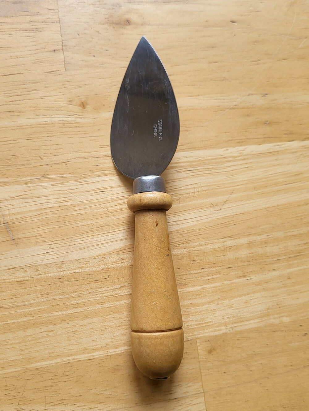 Vintage Stainless Steel Cheese Pie Short Knife Spatula Tan Wood Handle